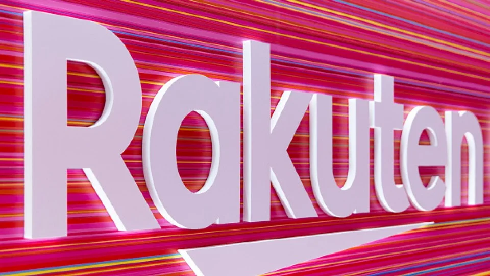 Rakuten begins low-cost mobile phone service in Japan