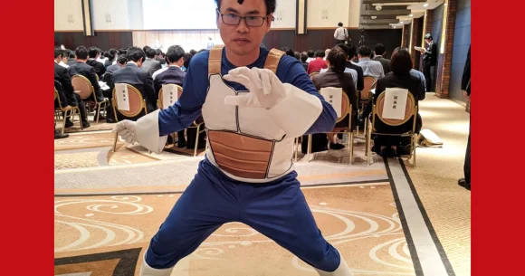We attend one of Japan’s most important press conferences this year, dressed as Vegeta【Photos】