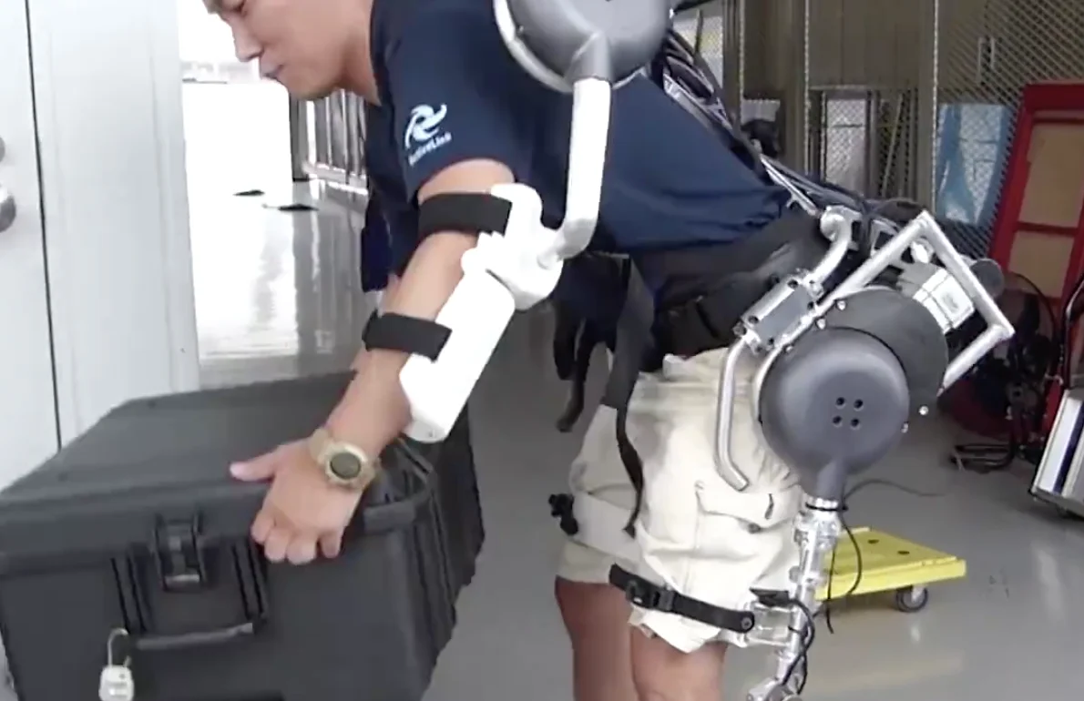 In Japan, workers are now using robotic suits