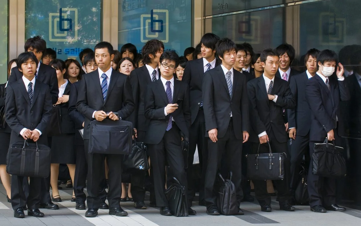 How to deal with being a foreign chick in a Japanese office