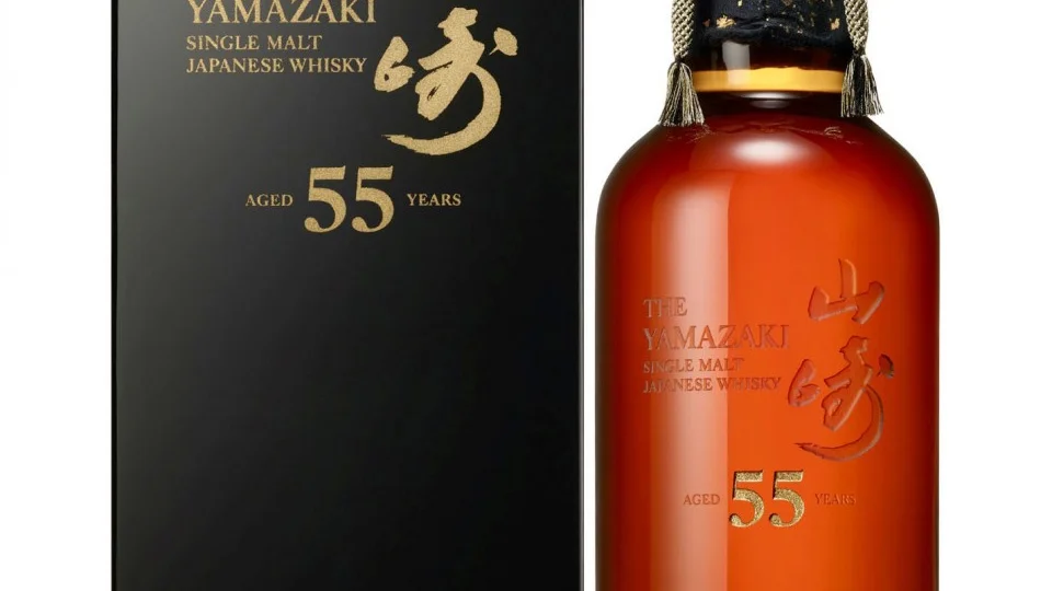 Suntory to sell bottles of long-aged whisky for 3 mil. yen each