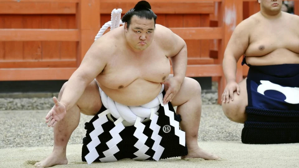 Sumo: Grand champion Kisenosato to miss record 8th straight meet