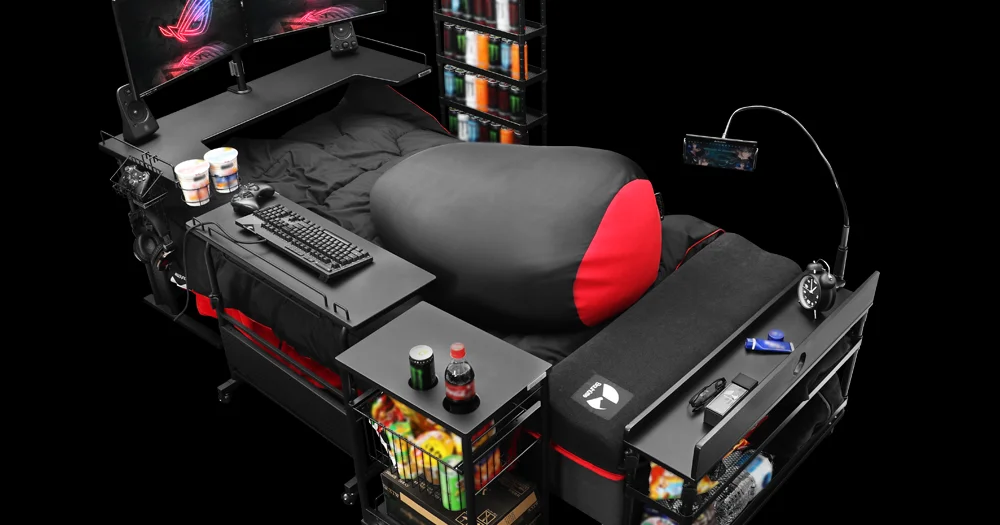 Japan goes beyond gaming desks with the gaming bed【Video】